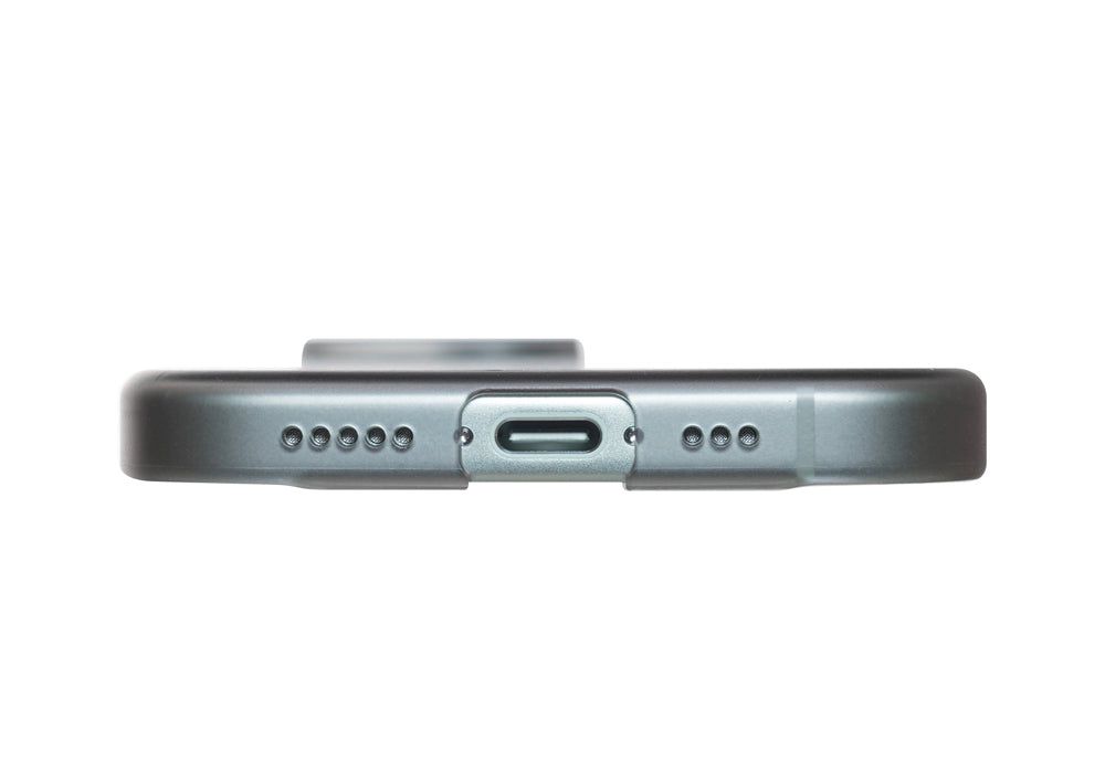 Air Jacket for iPhone 15 Smoke Matte